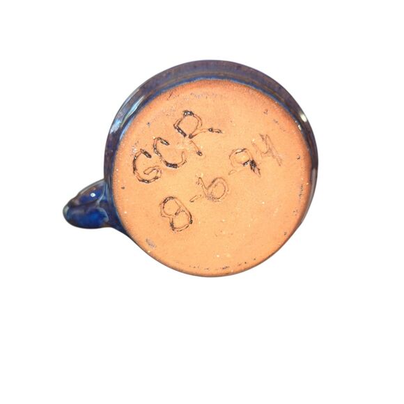 Signed Vintage 1994 Large Handmade Blue & Brown Glazed Ribbed Coffee Cup Mug - Picture 5 of 6